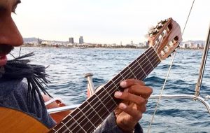 Spanish Guitar Experience while sailing in Barcelona