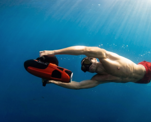 Feel like a dolphin with our Seabob tour in Barcelona. This premium underwater scooter lets you glide through the Mediterranean with incredible speed and agility, offering a unique way to explore the sea. Whether you’re diving deep or cruising the surface, it’s the most exciting water toy in our collection!